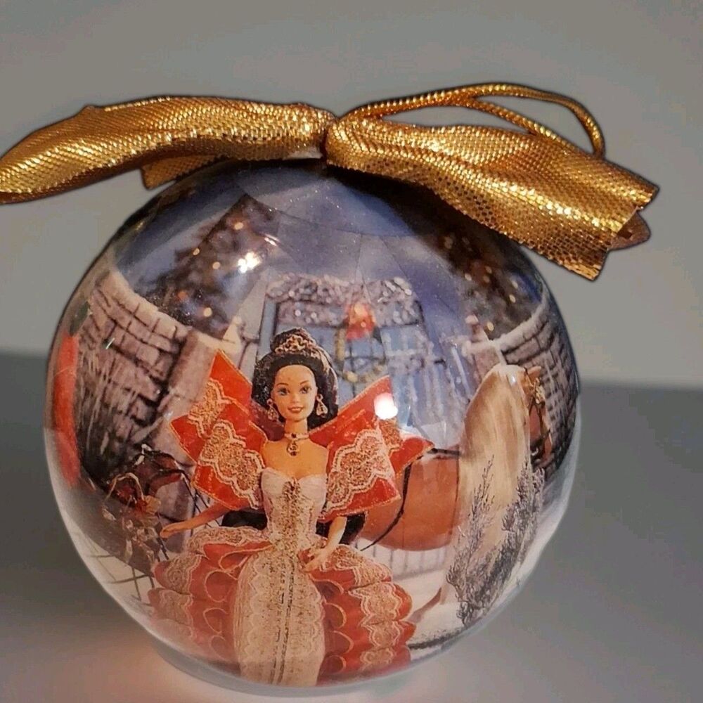Matrix Mattel 1997 Barbie Ornament Ball Xmas